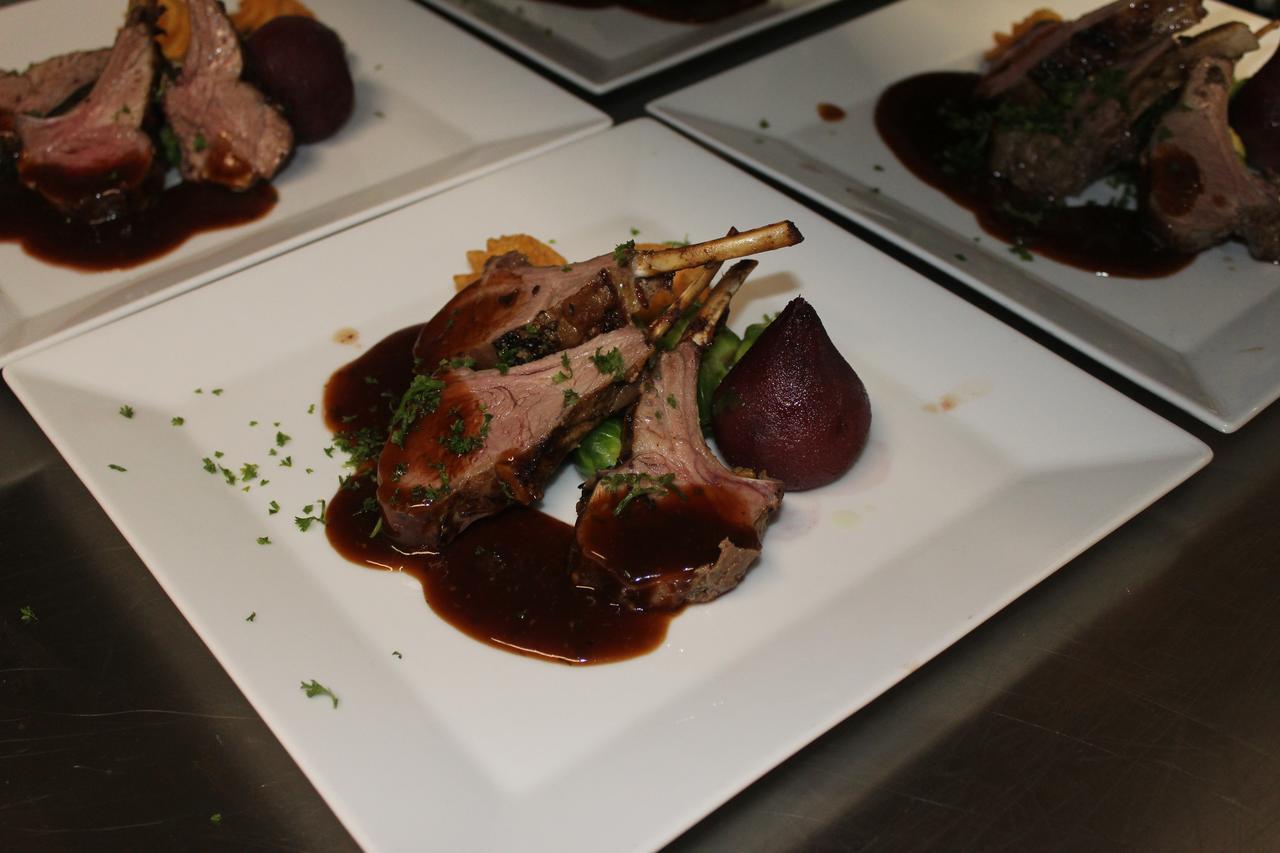 Hotel Restaurant 'T Klokje غينيسَّ المظهر الخارجي الصورة